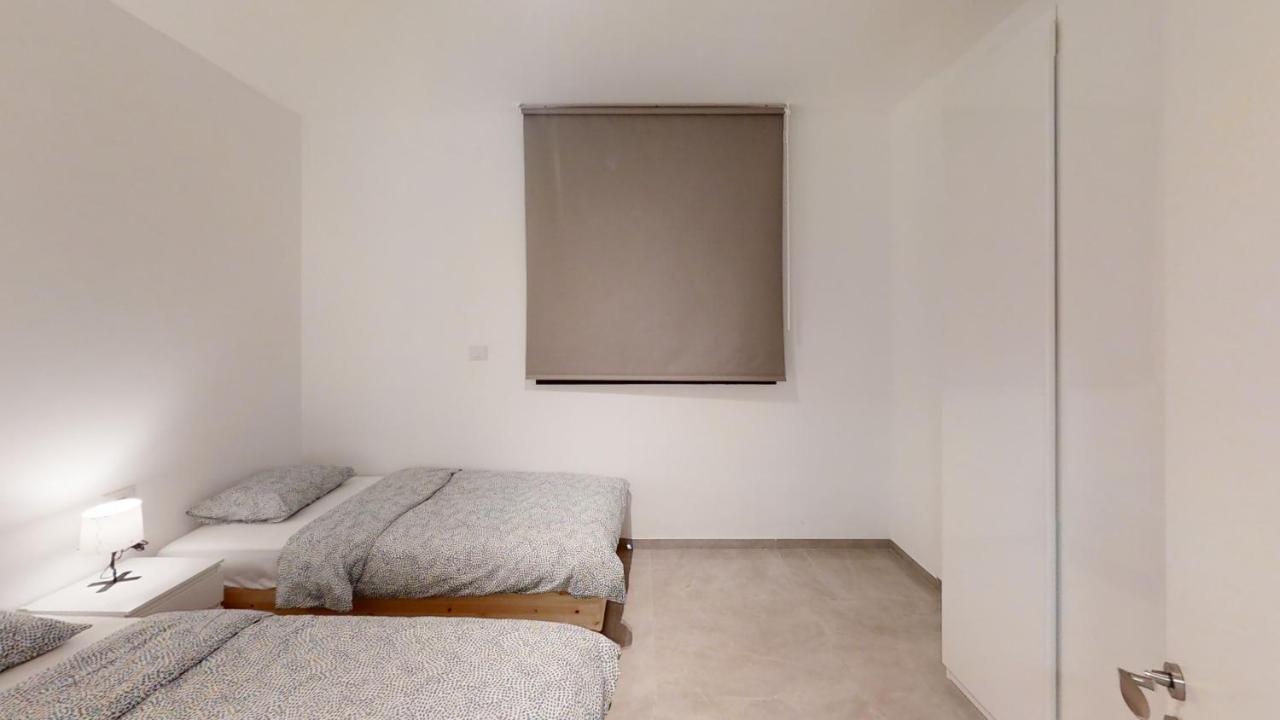 Luxury 3&4 Bedroom New Apartments - Close To The Beach & Bahai Gardens Haifa Exterior photo